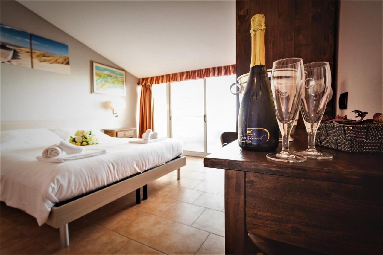 Hotel Villa Paradiso Riparbella Luaran gambar