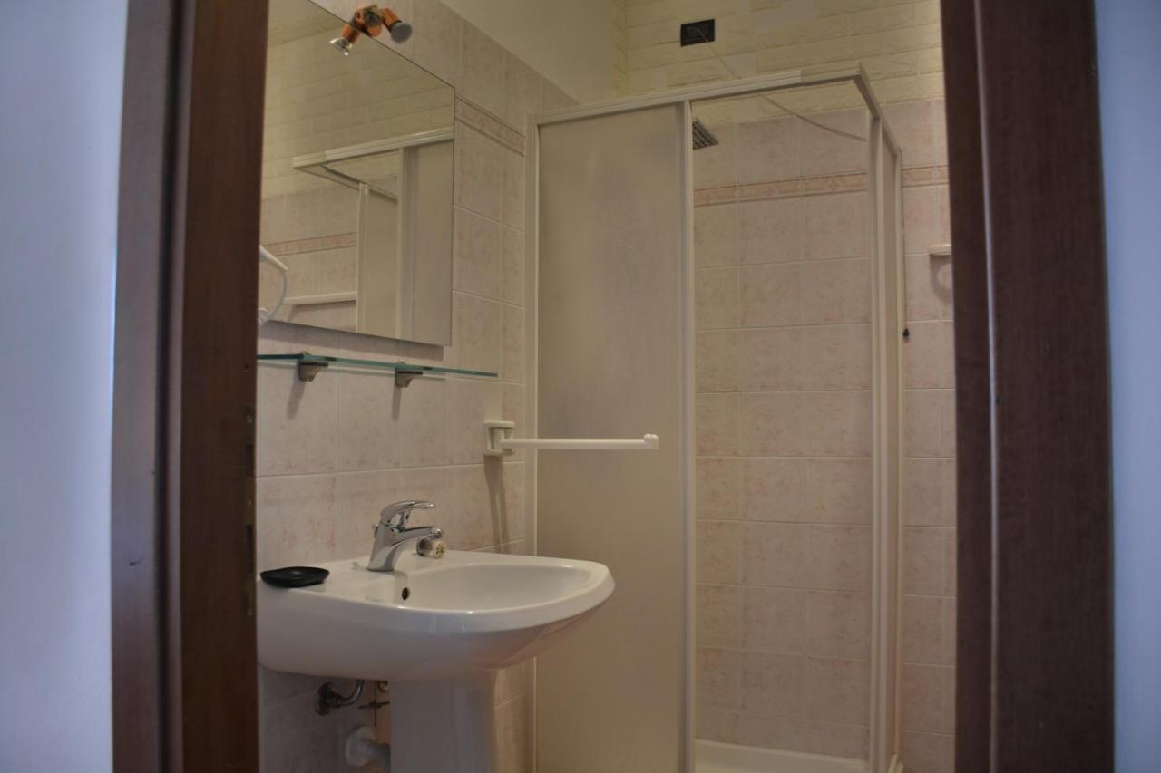 Hotel Villa Paradiso Riparbella Luaran gambar