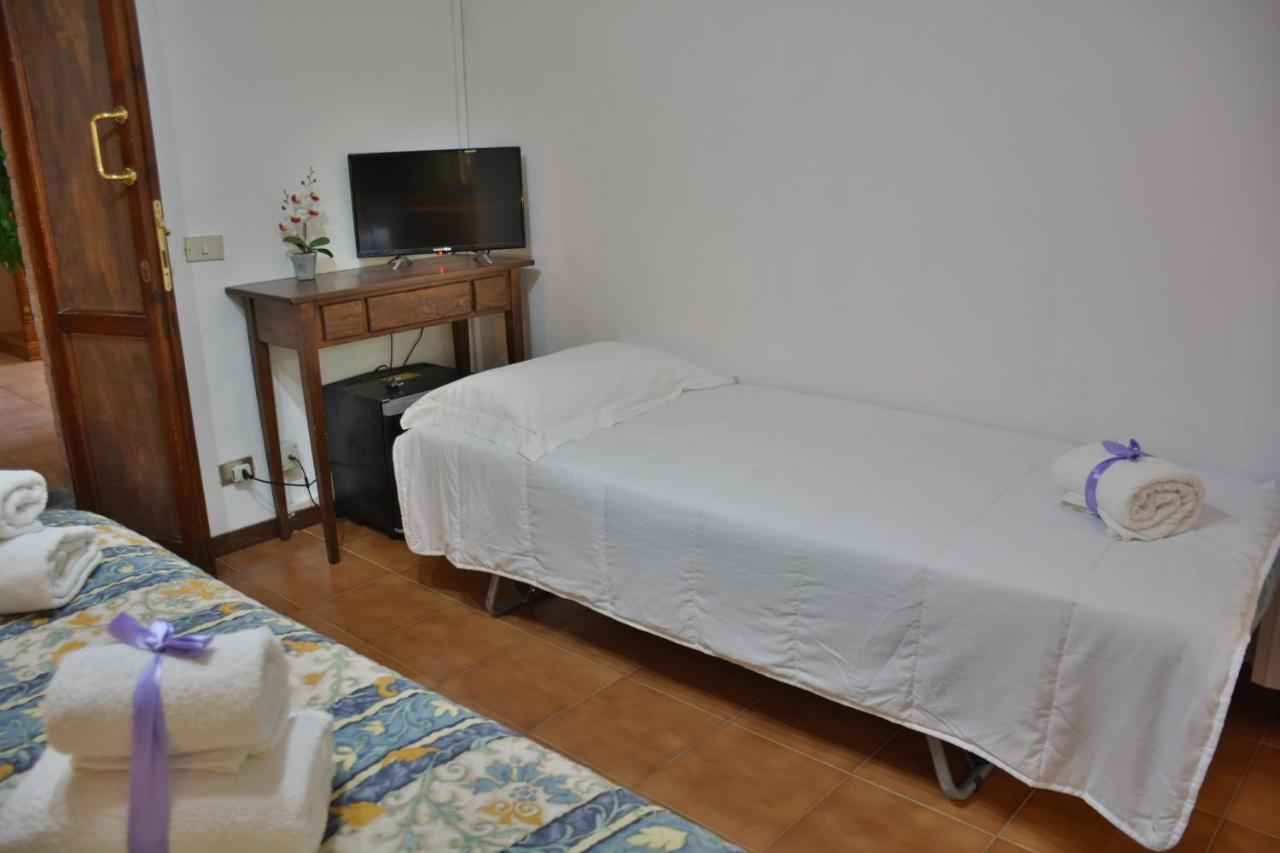 Hotel Villa Paradiso Riparbella Luaran gambar