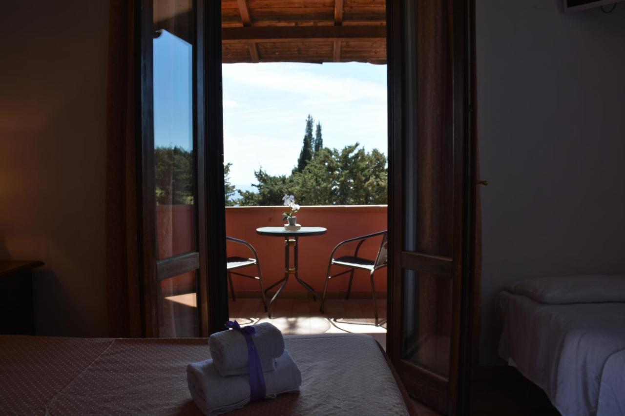 Hotel Villa Paradiso Riparbella Luaran gambar