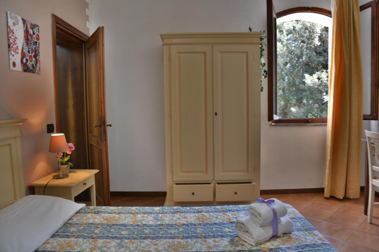 Hotel Villa Paradiso Riparbella Luaran gambar