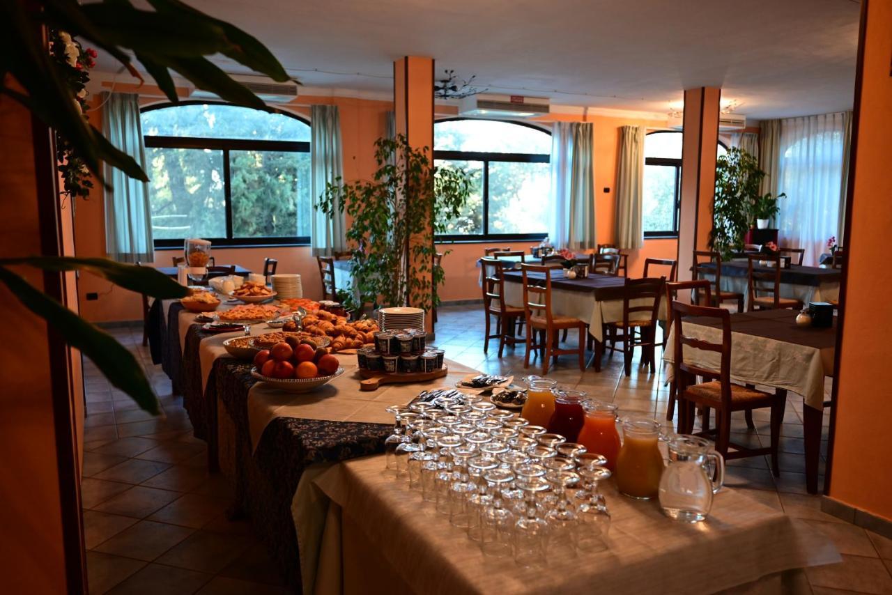 Hotel Villa Paradiso Riparbella Luaran gambar
